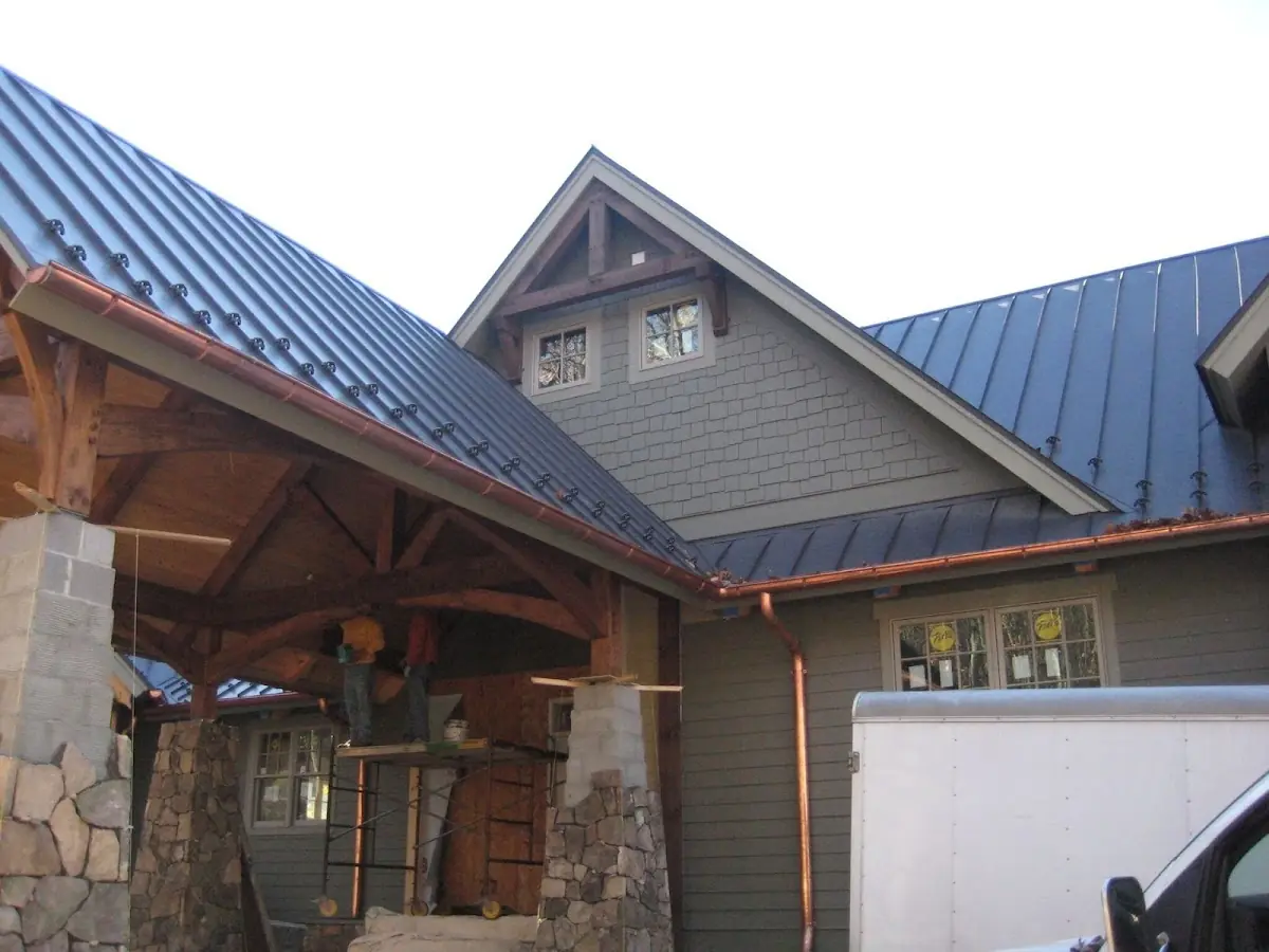 Craftsman Roofing team delivering quality roofing work in Roy